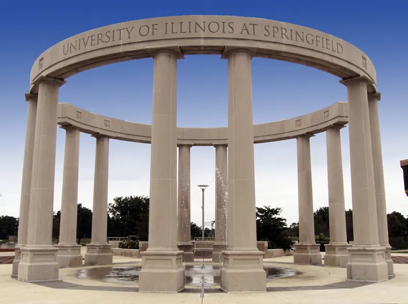 Indiana limestone monument with smooth Standard Buff finish at the University of Illinois, Springfield